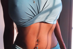 crop-top-light-blue
